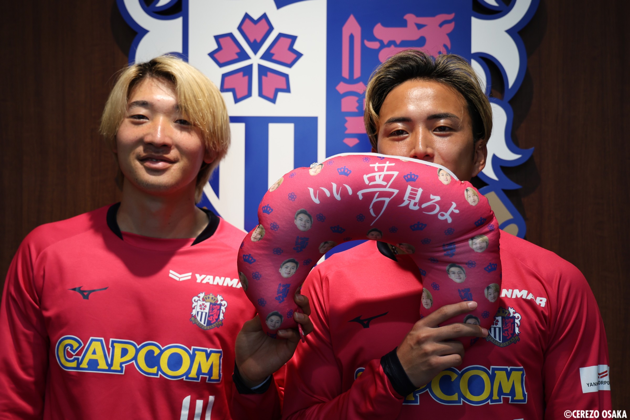 サイン入り セレッソ 43 OSMAR サイン入りシャツ　オスマル　イバニェス 5/9（土）長崎戦 グッズイベント「Cスロ」を開催！ | セレッソ大阪